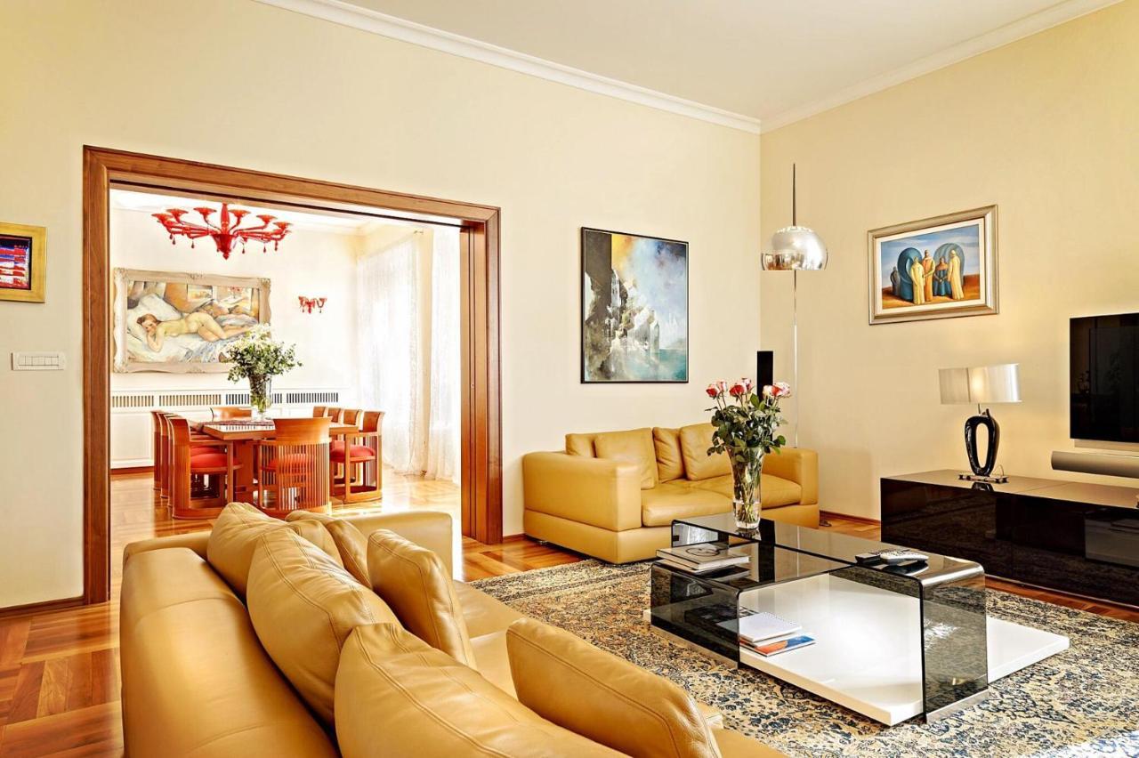 Villa Exclusive Seafront Villa 5 Bedrooms Villa Mestro Outdoor Pool Magical Sea Views Split Split