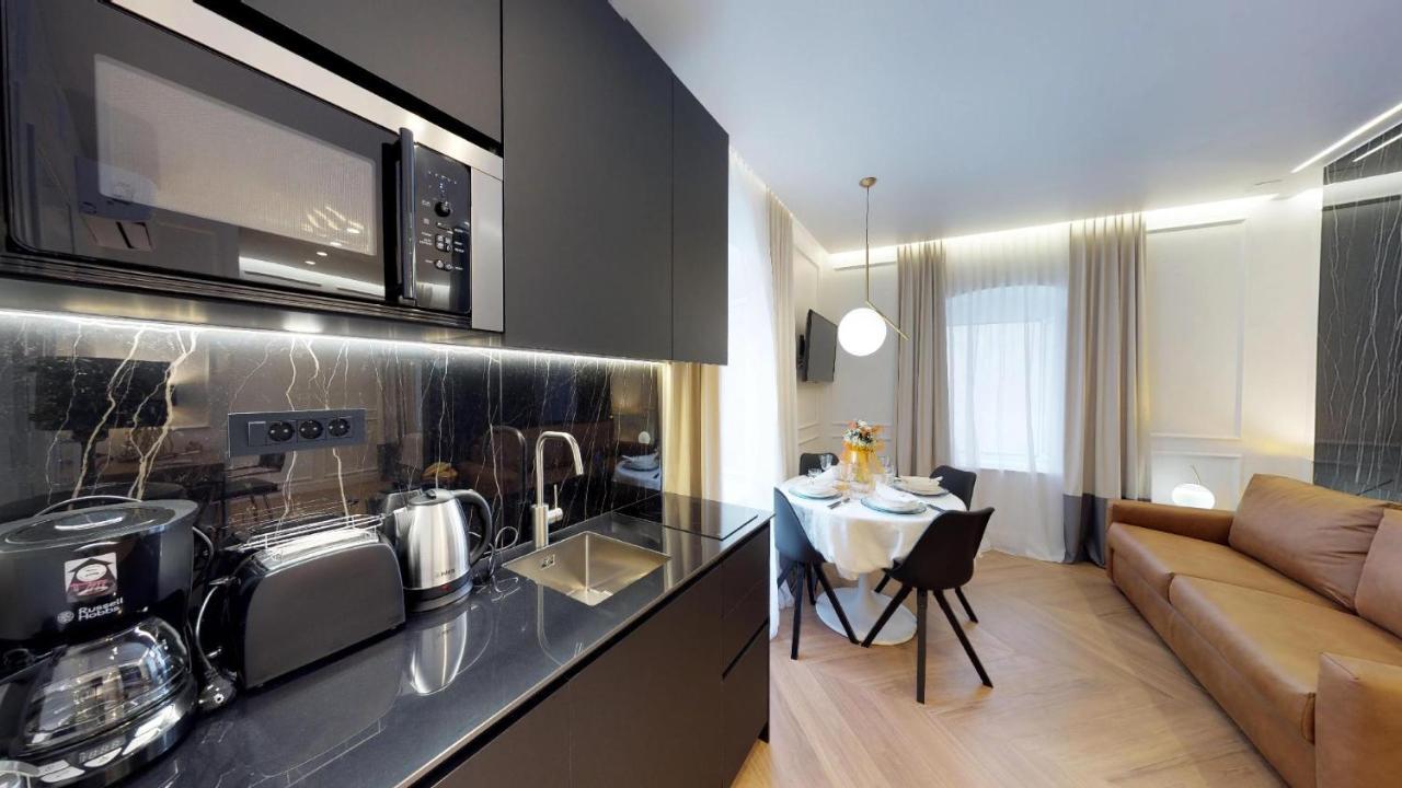 Illyria Luxury *