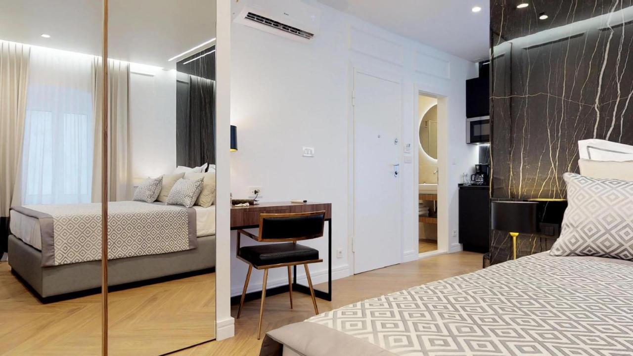 Illyria Luxury *