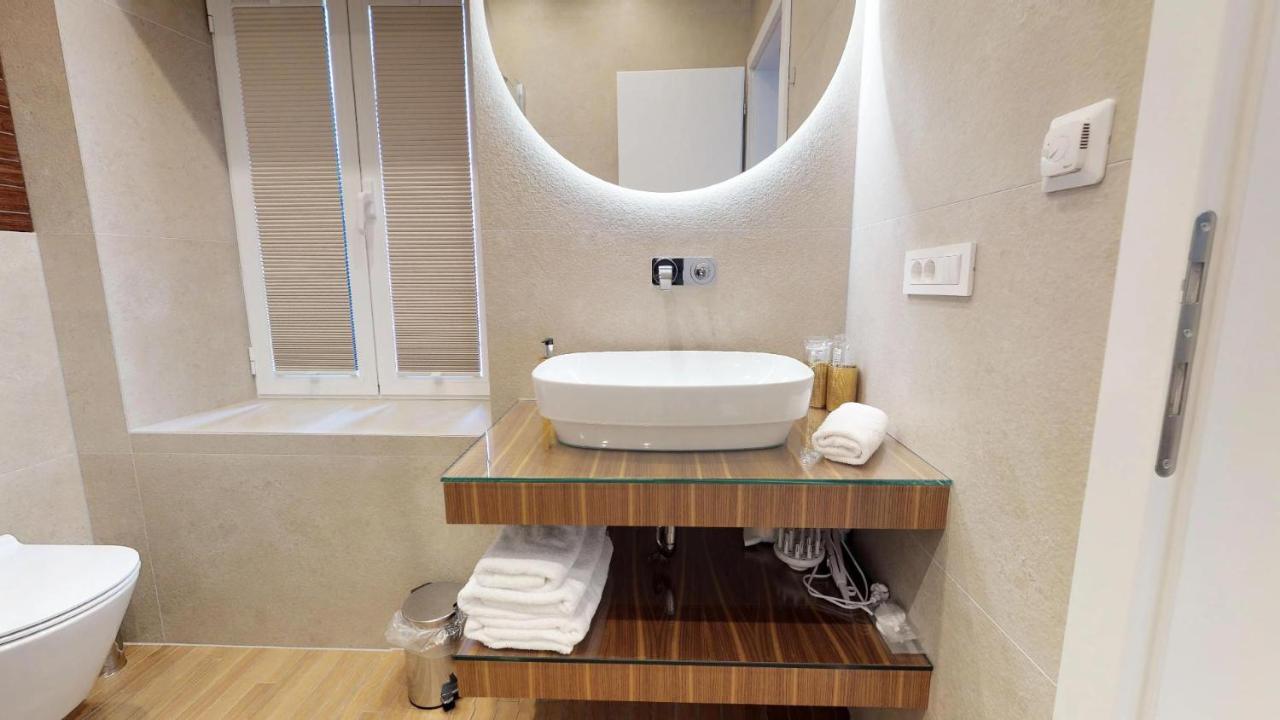 Illyria Luxury Apartment *