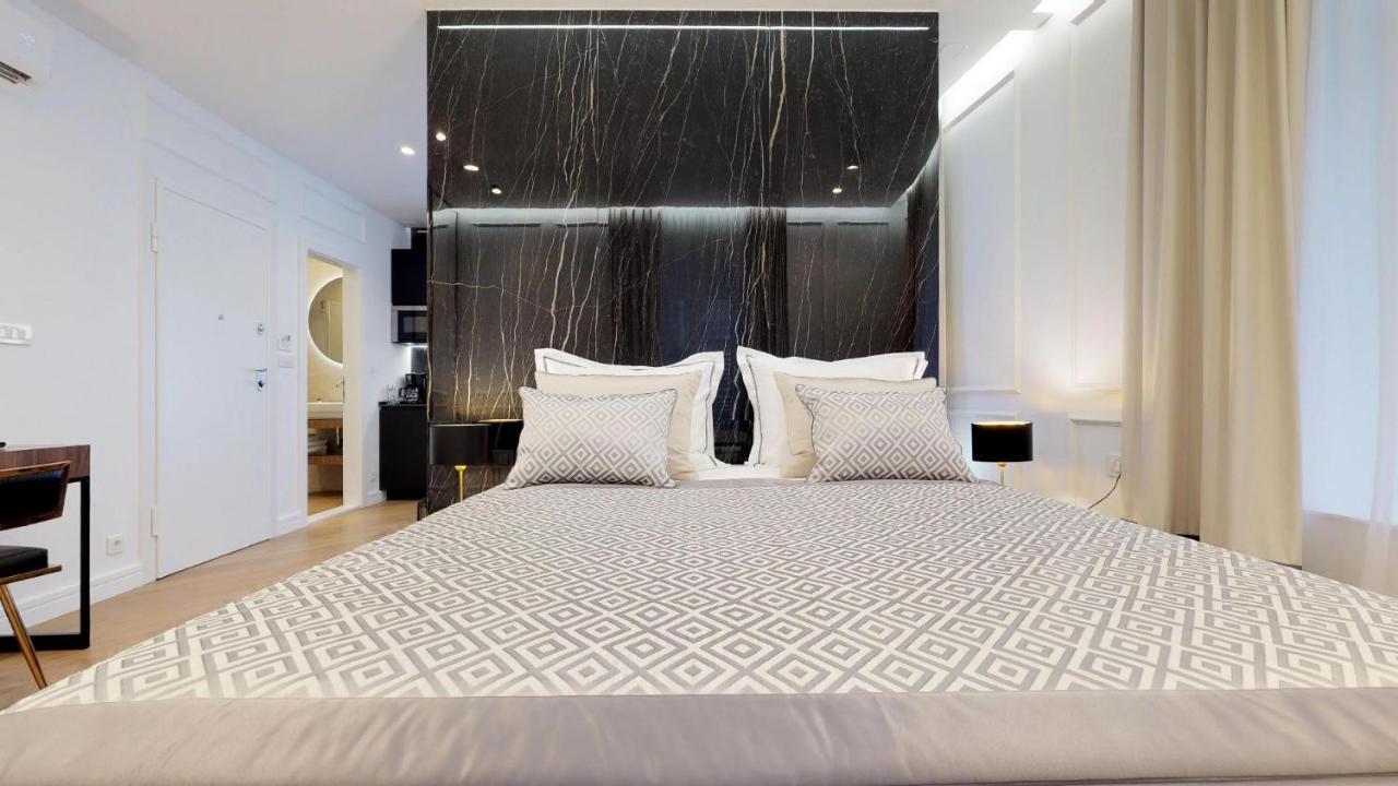 Illyria Luxury *