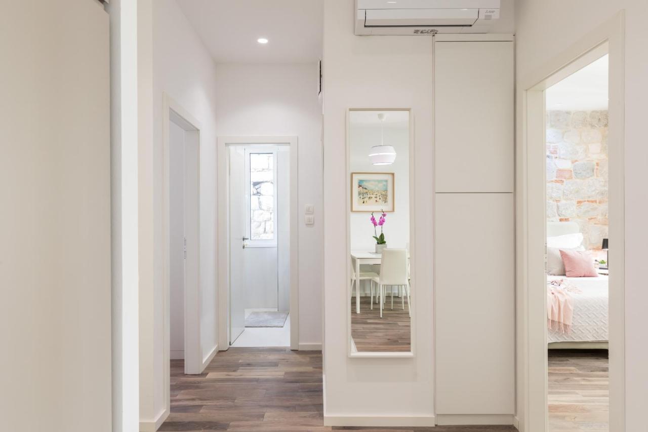 Apartment Adriatik Lux Teatro 2 *