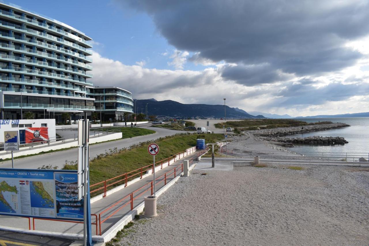 Alfa Apartment
