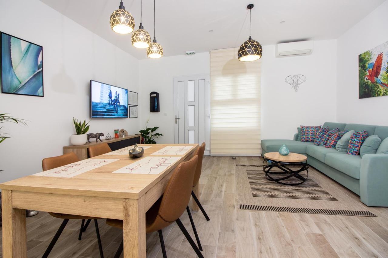 Utopia Apartment