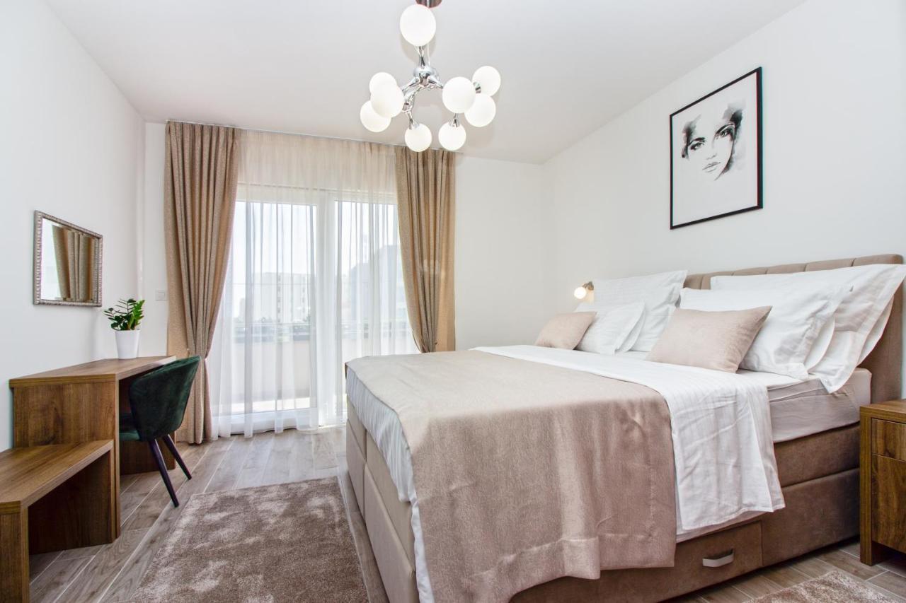 Utopia Apartment Split