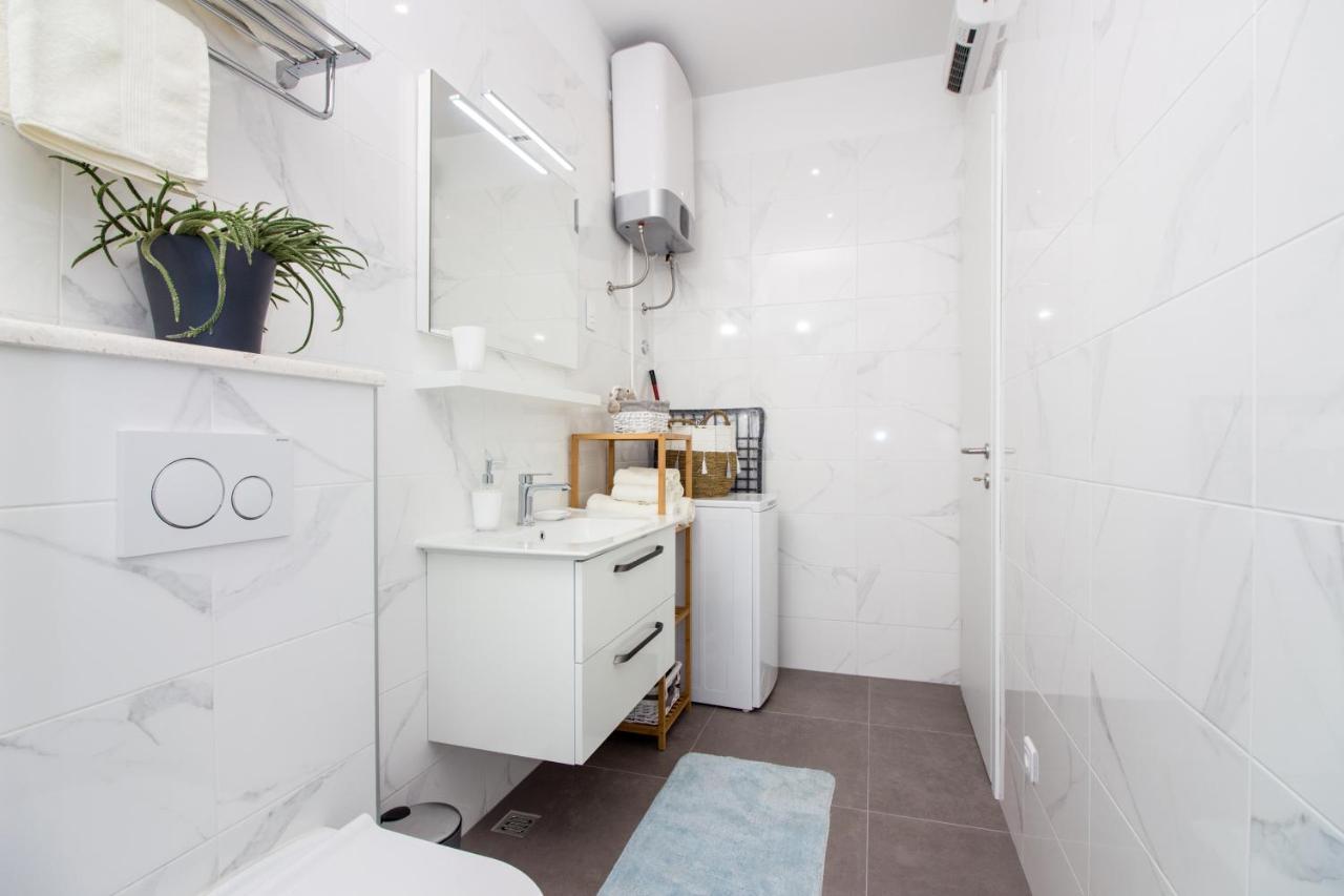 Apartment Utopia