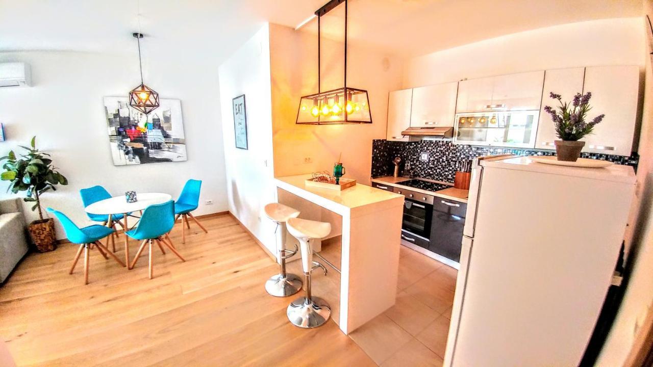 Znjanski Vidici Tonka Appartement *