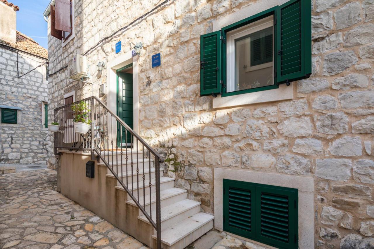 Apartment Royal Varos *