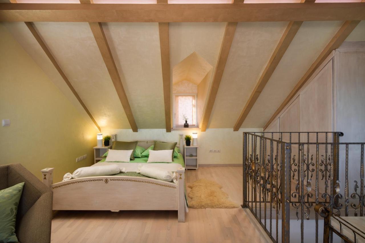 Apartment Royal Varos Split