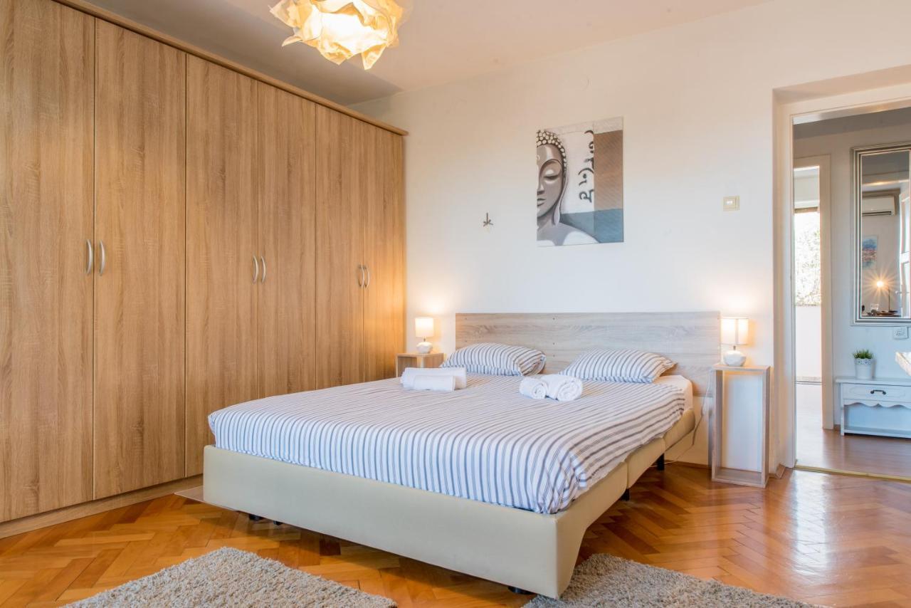 Dee&dee Apartman *