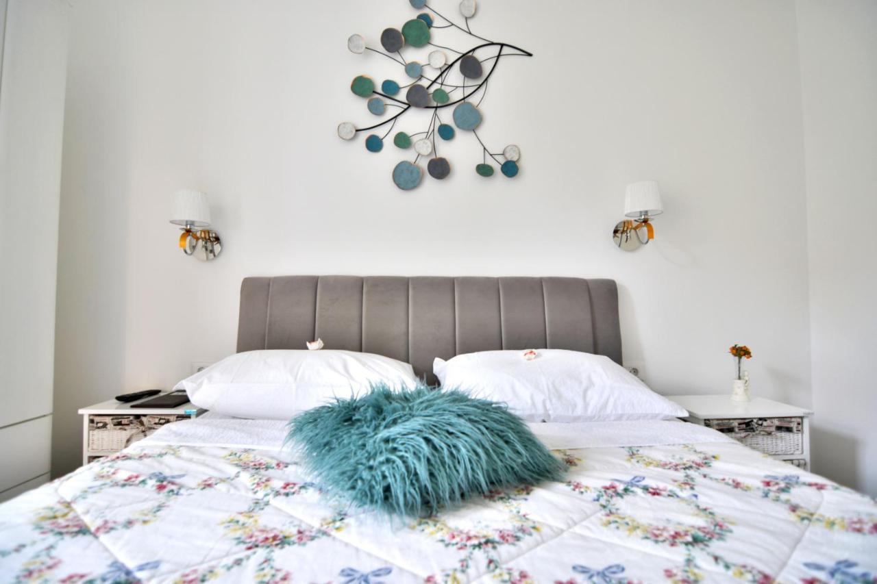 Apartment Bluestar Close To The Bacvice