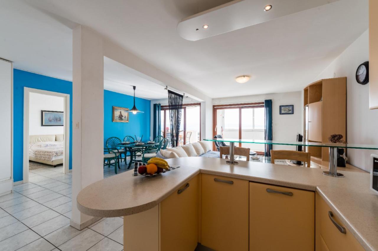 Sea View Reno W/garage * Split