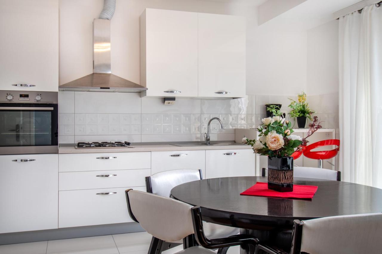 Rooms&apartments Zelux