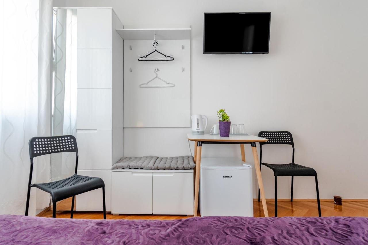 Rooms&apartments Zelux Split