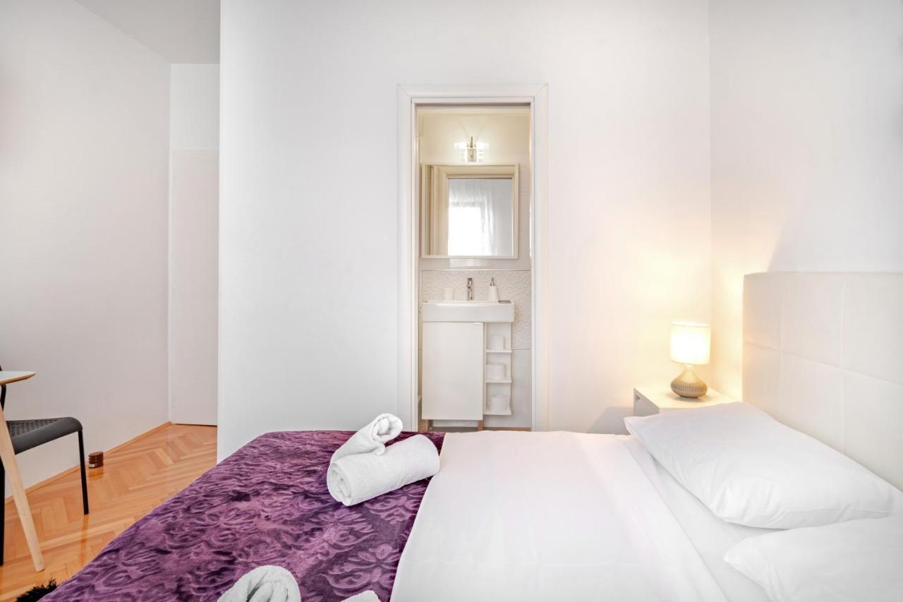 Apartment Rooms&apartments Zelux