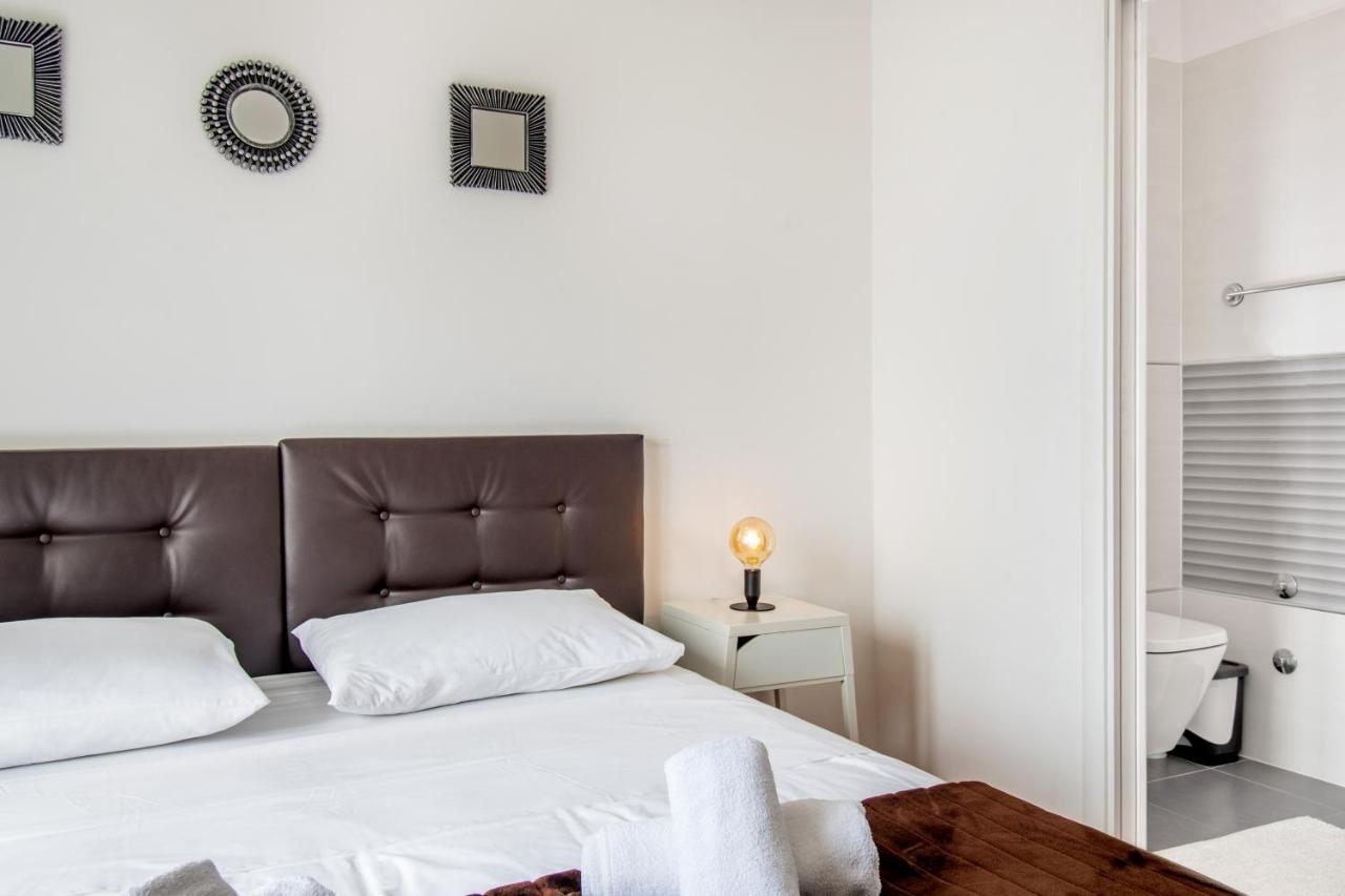 Rooms&apartments Zelux Apartment Split
