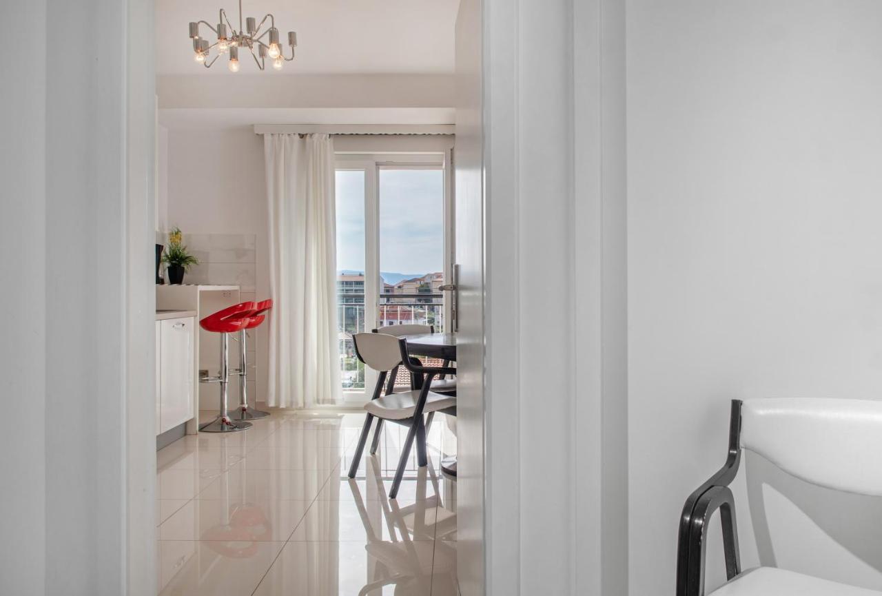 Rooms&apartments Zelux