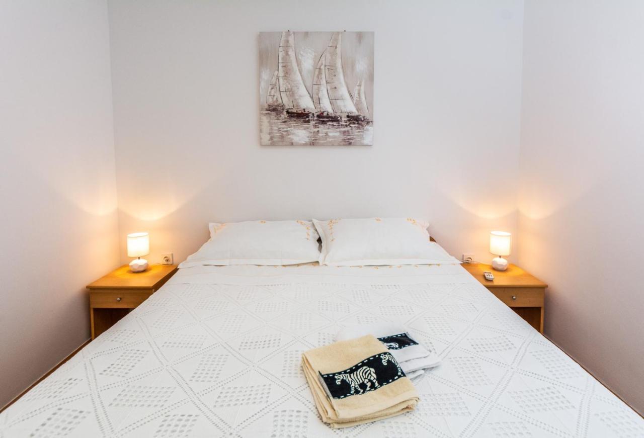 Mary Apartment