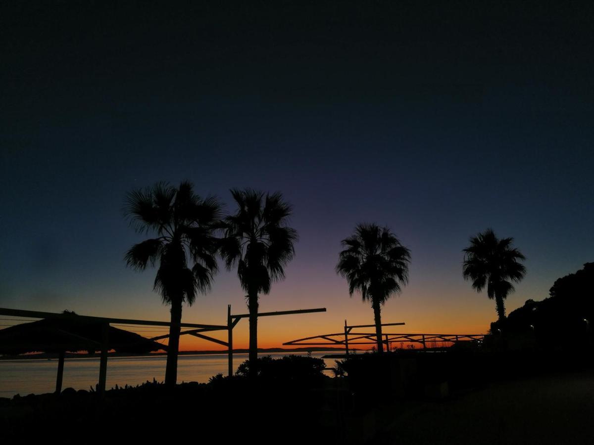 Lucita * Split