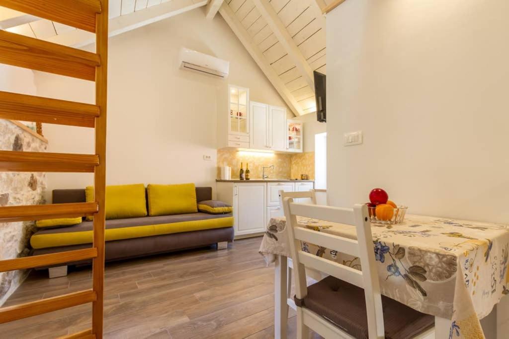 Appartement Romantic In Center