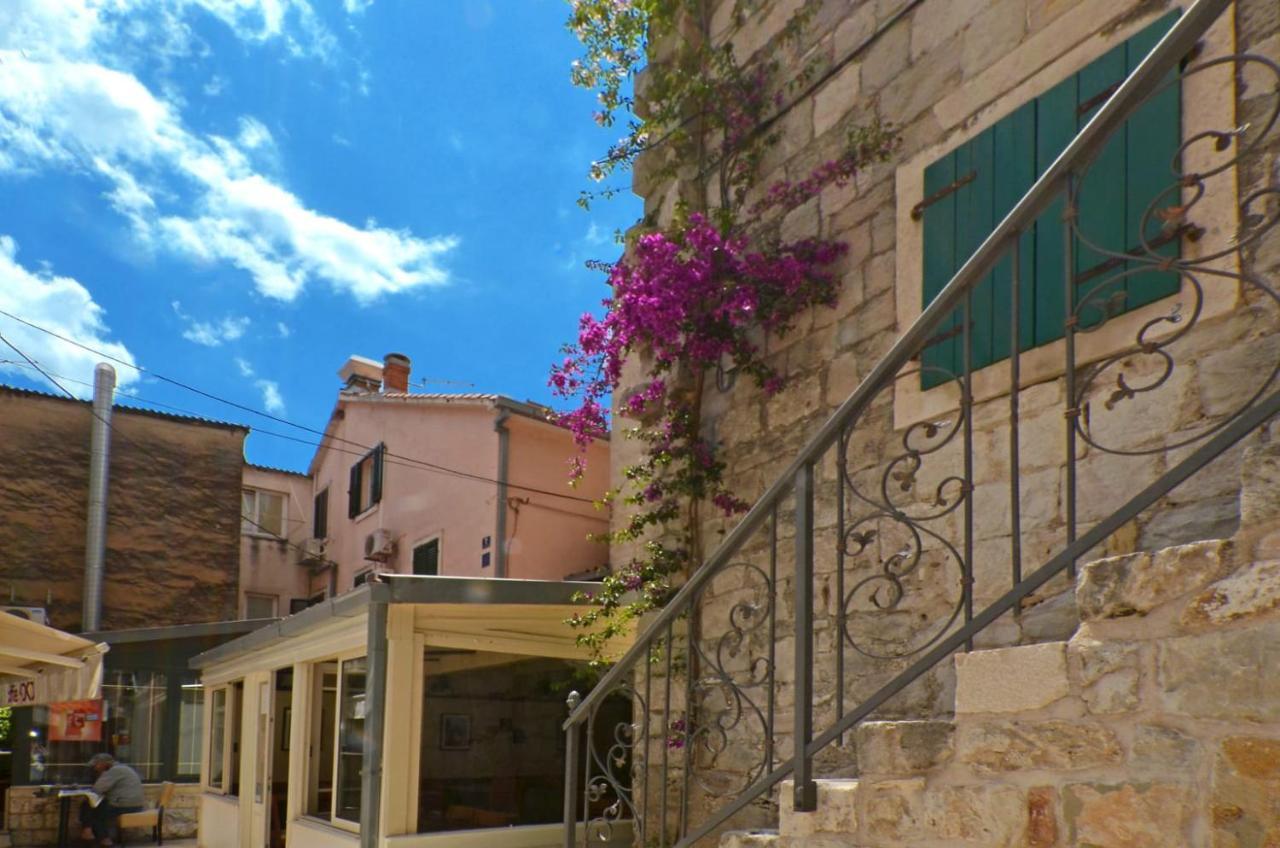 Old Town Apartment