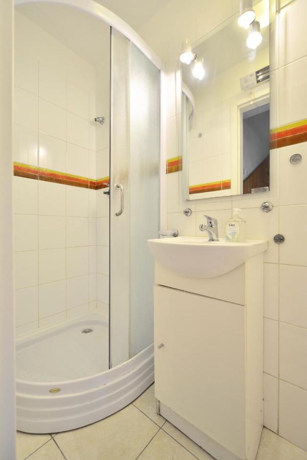 Gasthof Cozy With Own Bathroom In The Old Town