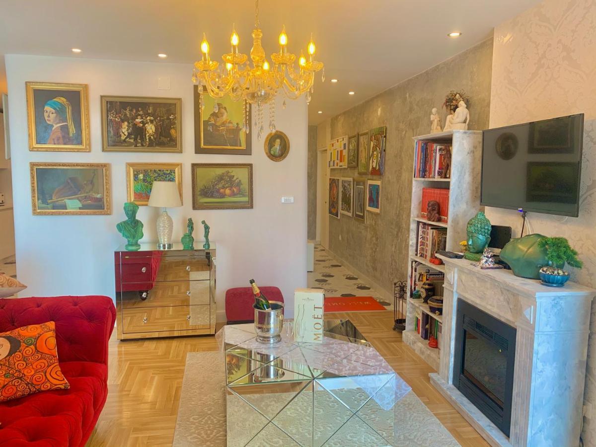 Art Gallery Luxury Split