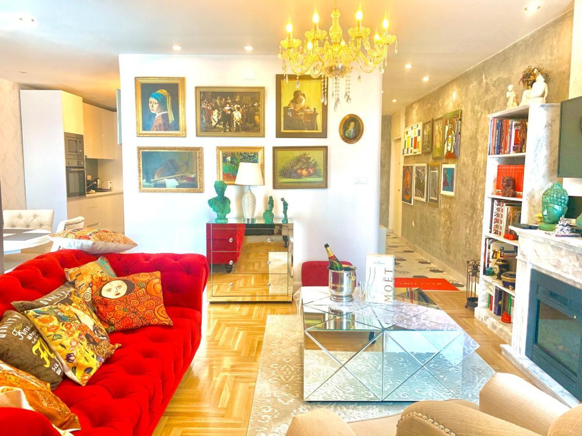 Art Gallery Luxury Appartement Split