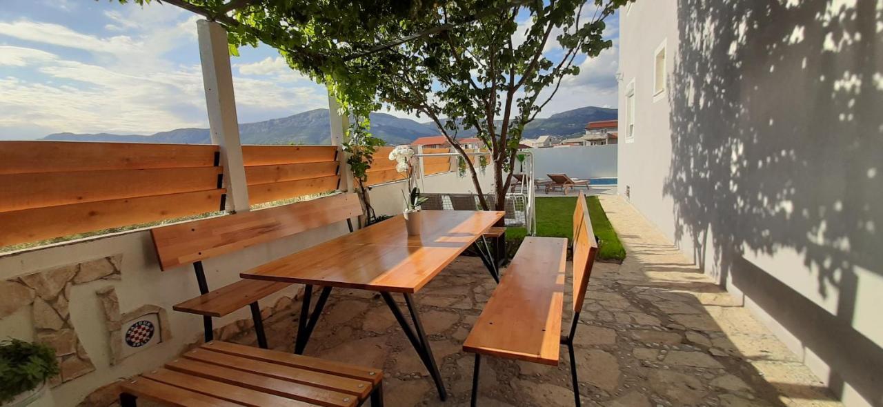 Apartment With Private Swimming Pool Split