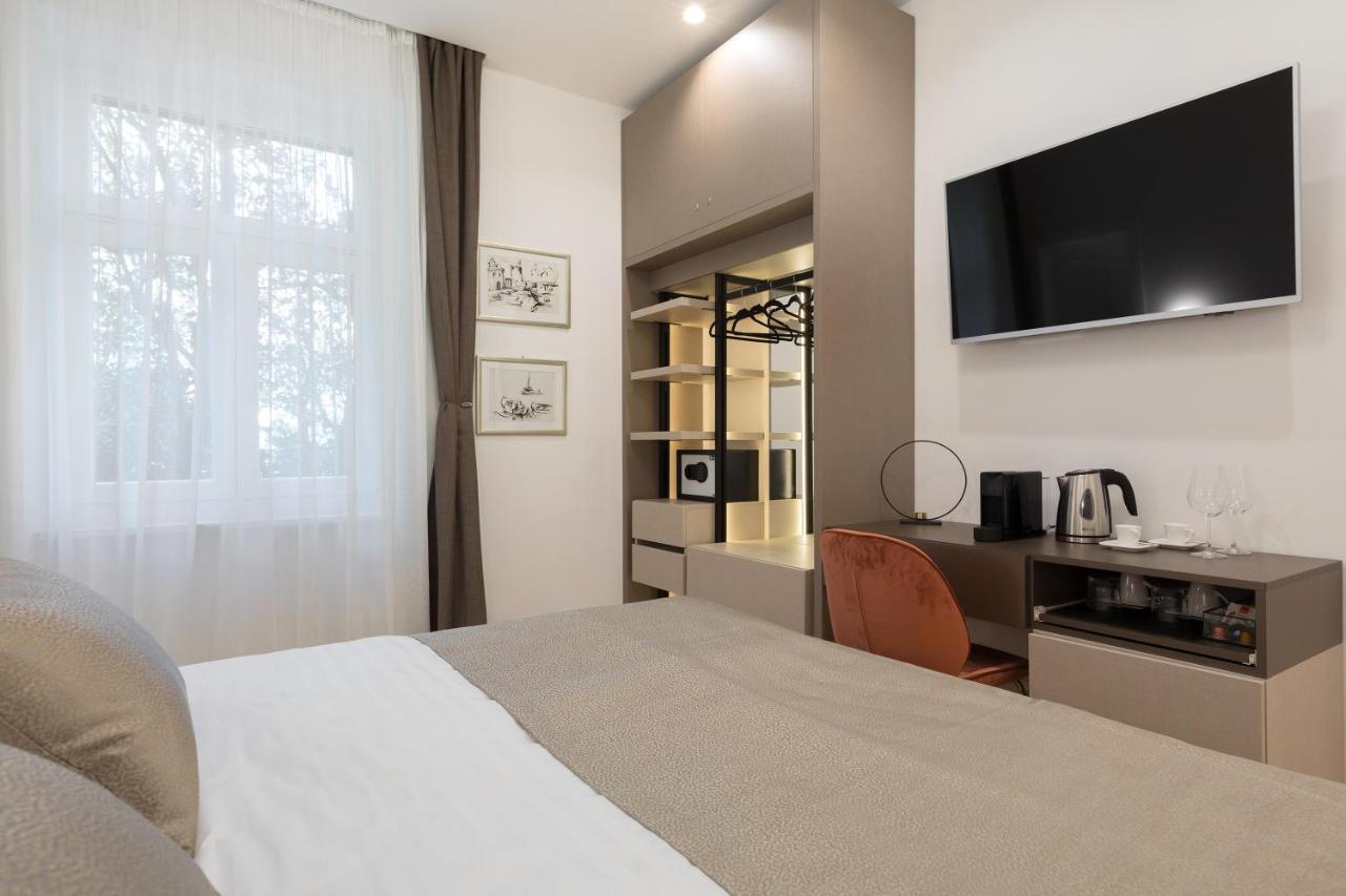 Gostinjska kuća Green Park Luxury Rooms 4*