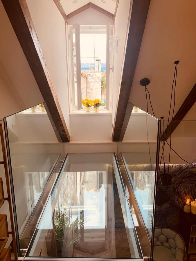 Luxury Palace No1 Apartamento *
