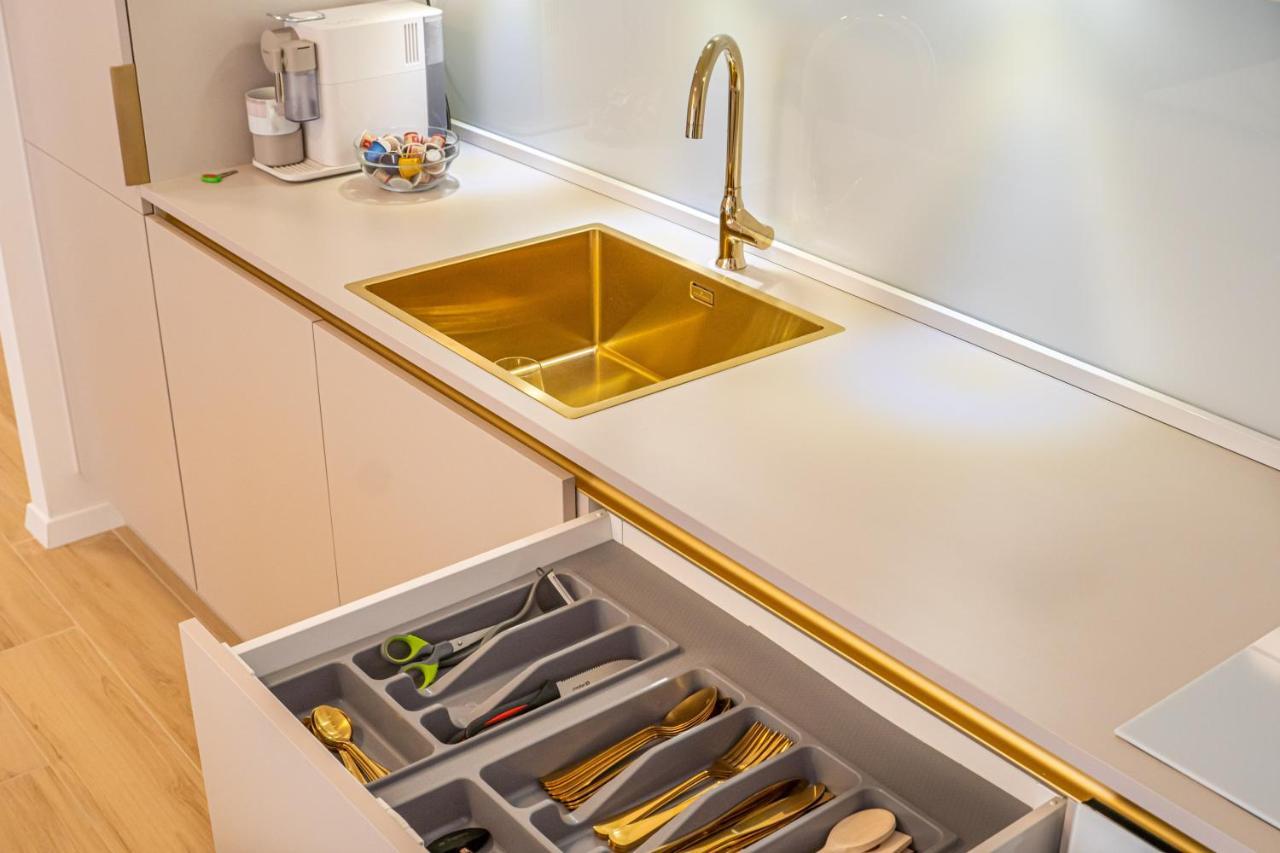 Golden Luxury *