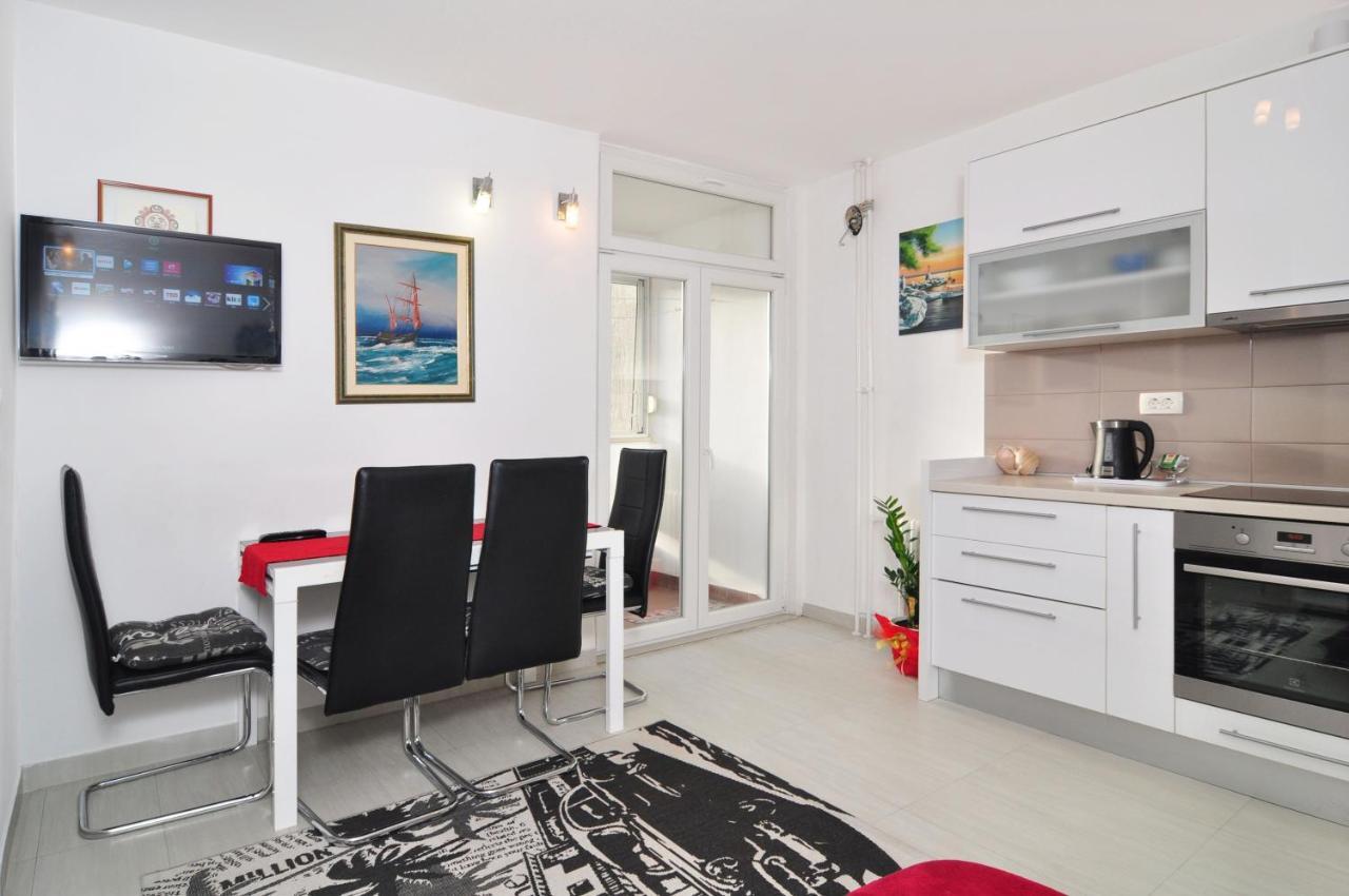 Full Equipped Flat Close To *