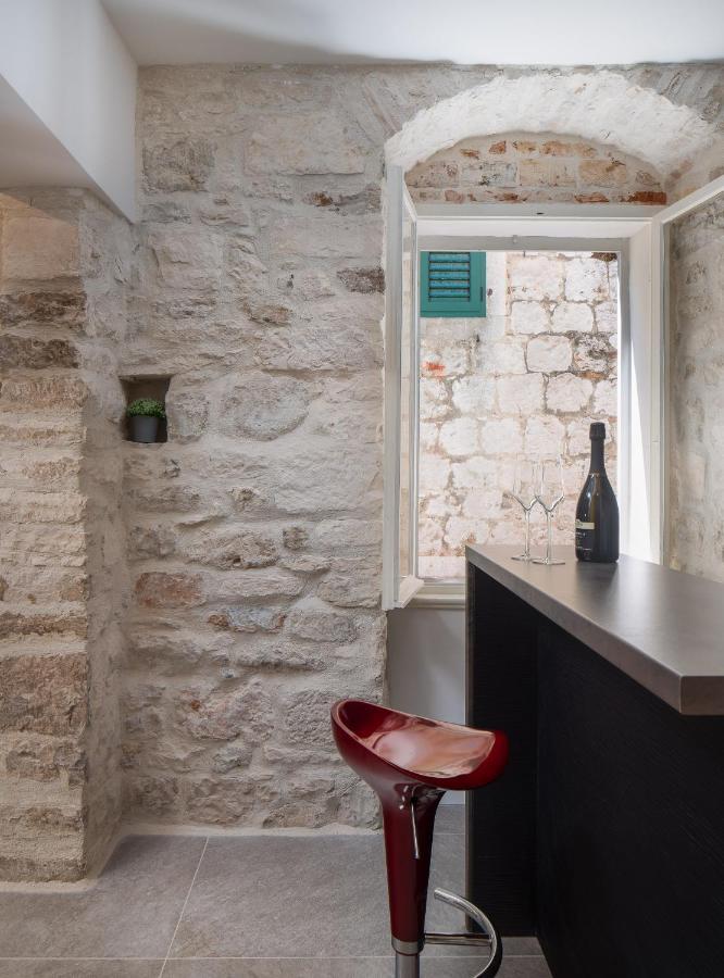 Forum Apartment *