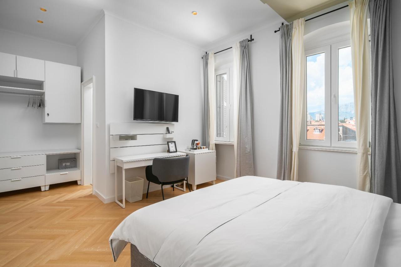 Apartment Grey Pearl *