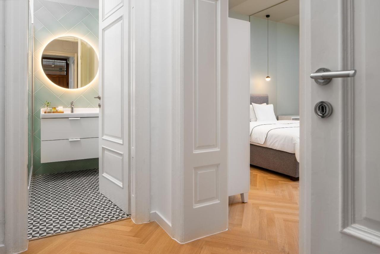 Apartment Grey Pearl *