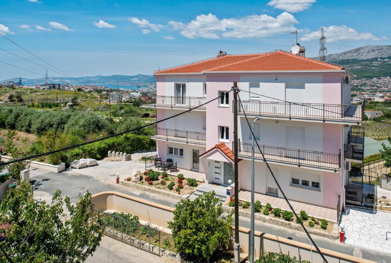 Aaa Anic Amazing Deluxe Apartment
