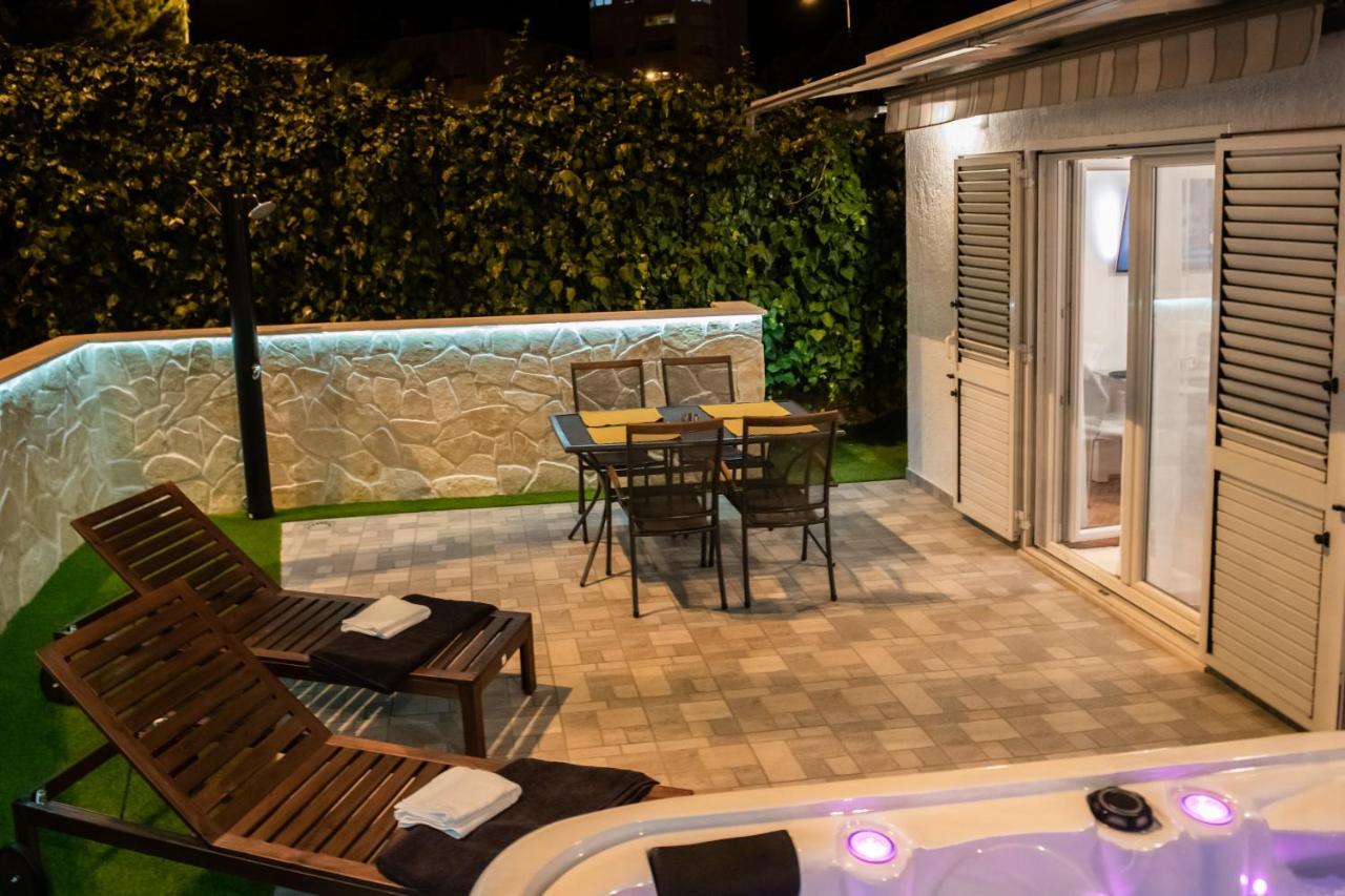 Apartamento Pebbles - With Jacuzzi Split