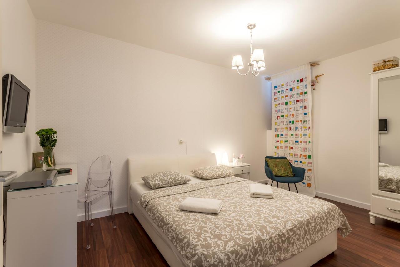 Dalmatian 230m2 With Pool And Garden Near The Old Town For Families *