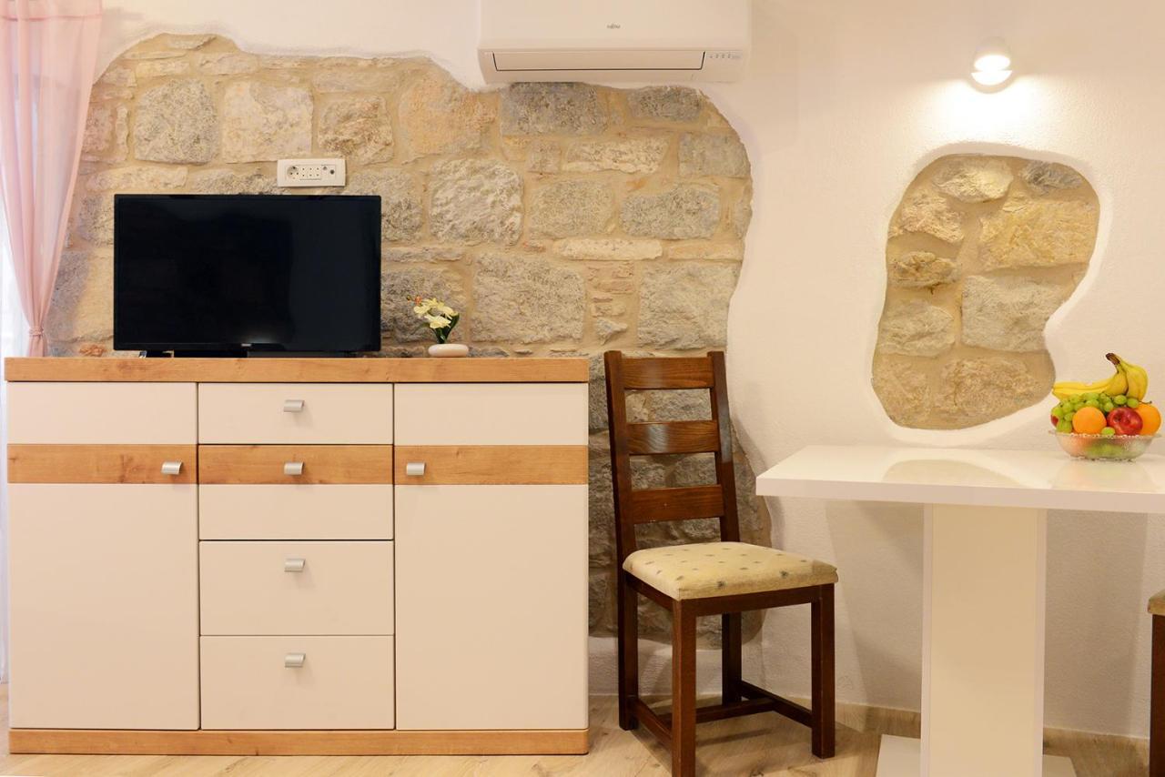 Apartment Veli Varos Old Town Deluxe Apartment City Centre Split