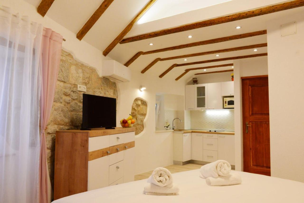 Veli Varos Old Town Deluxe Apartment City Centre Apartment *
