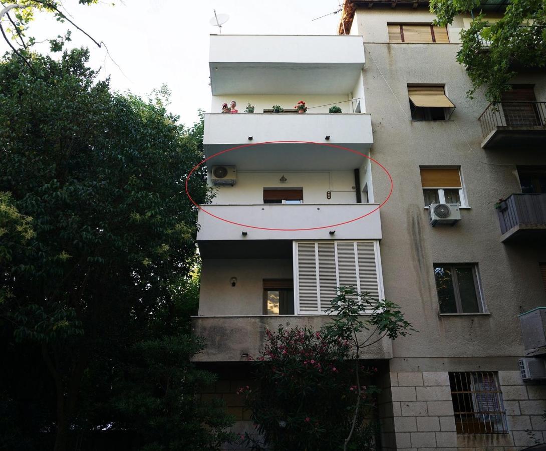 Deluxe Joia With Balcony On The Bacvice, Free Parking, Old Town, Near Ferry Port *
