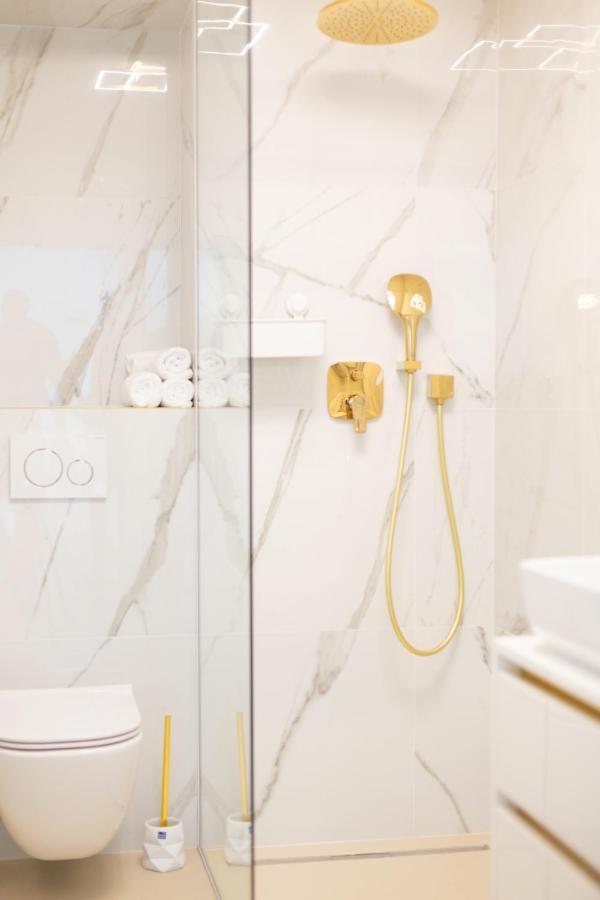 Golden Luxury * Split