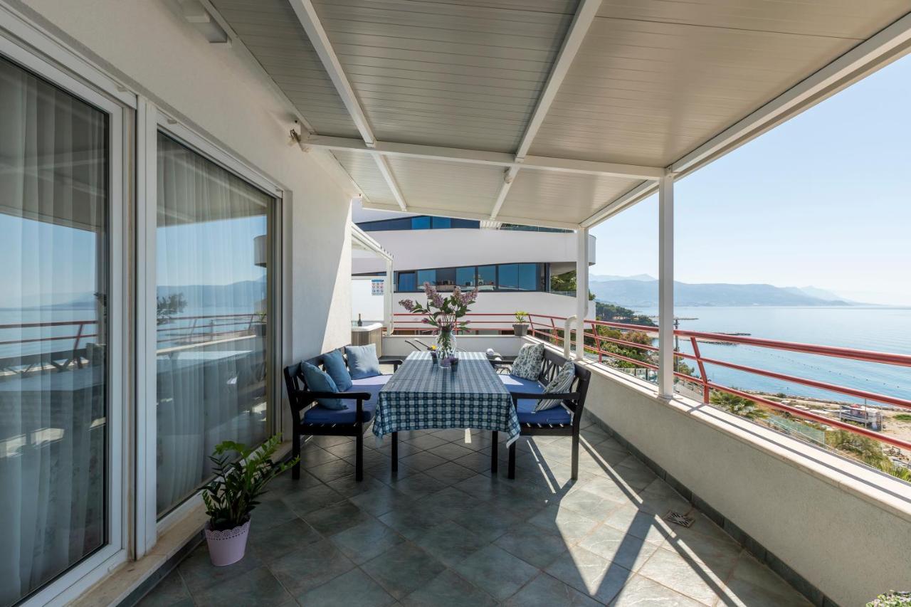 Seaside Penthouse With Hot Tub Sky Living