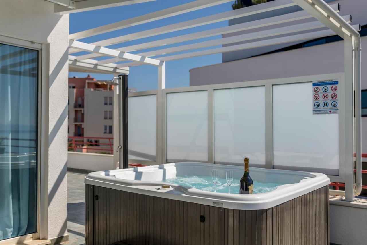 Seaside Penthouse With Hot Tub Sky Living *