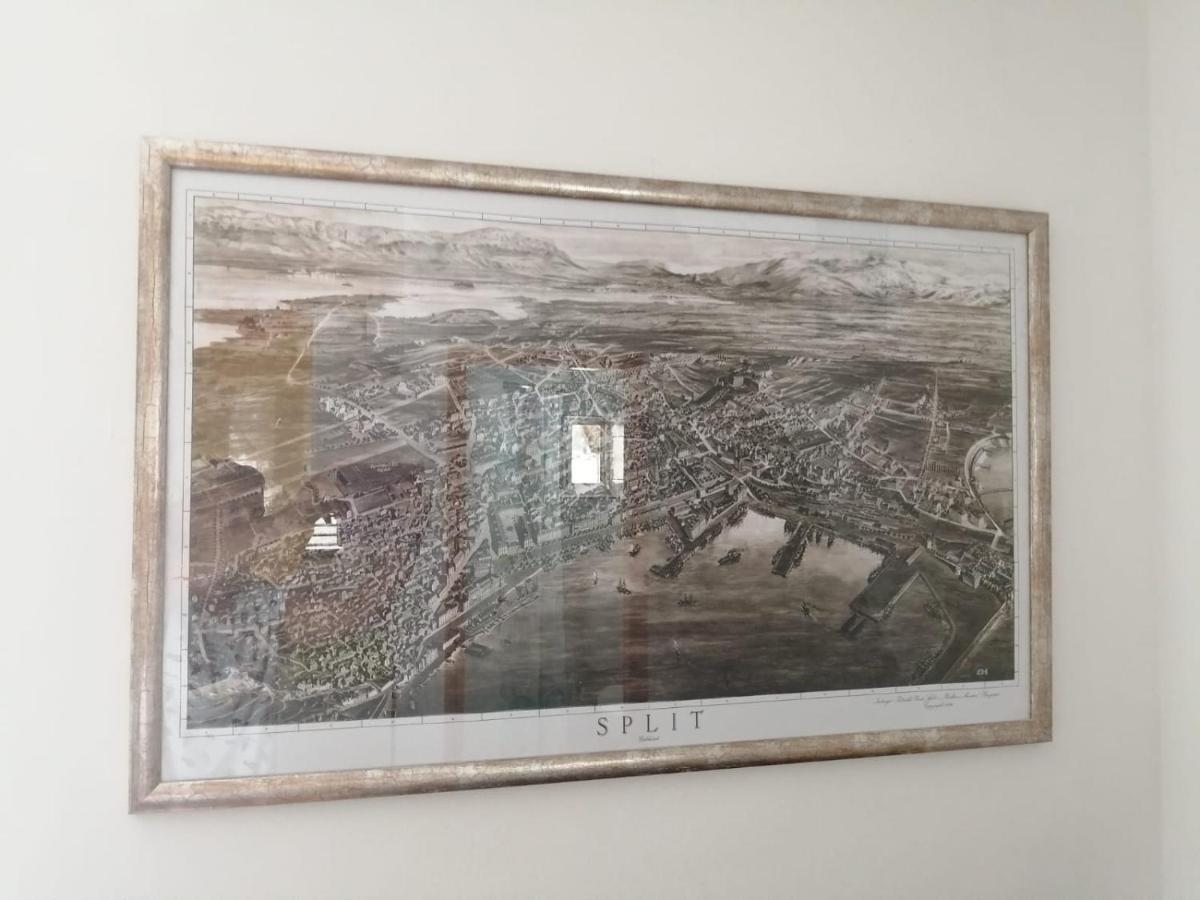 Viking Apartment Split