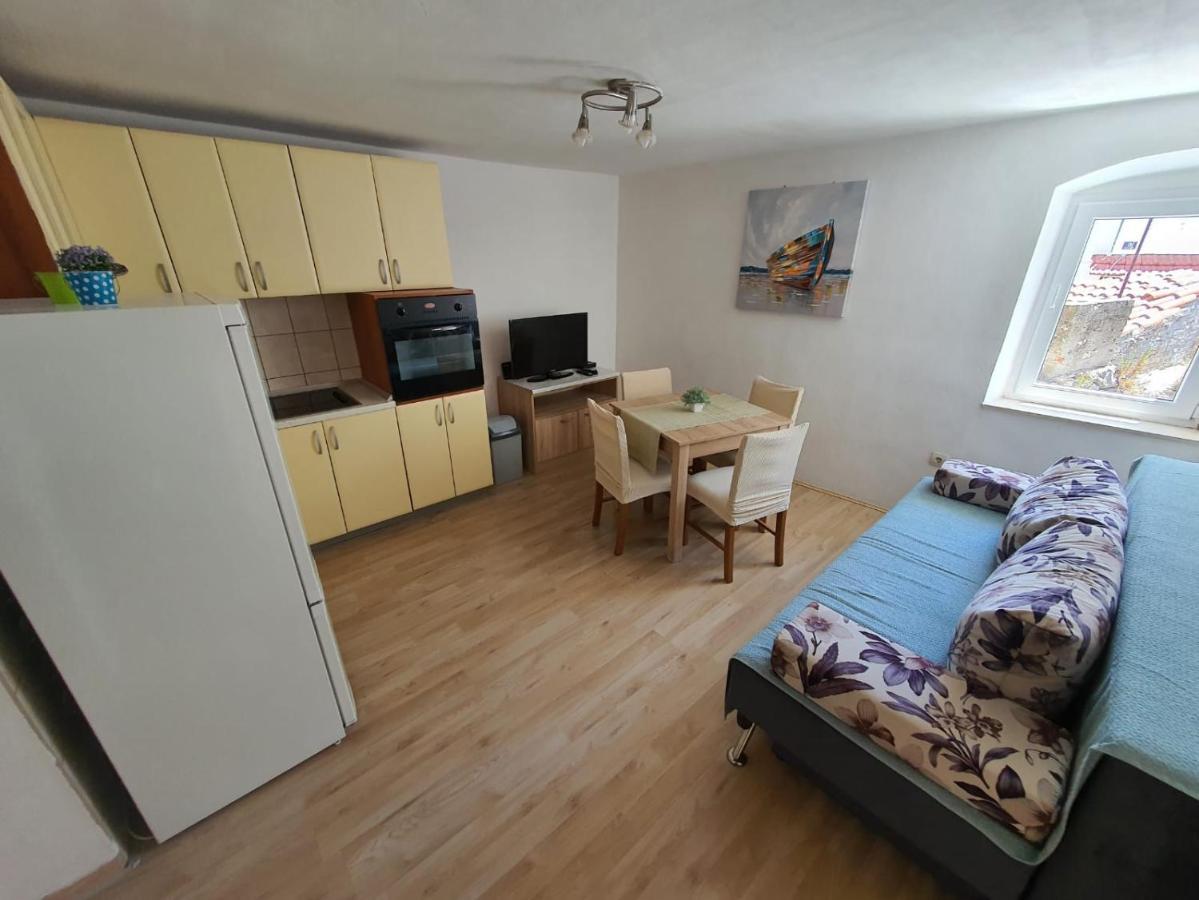 Apartment Leni