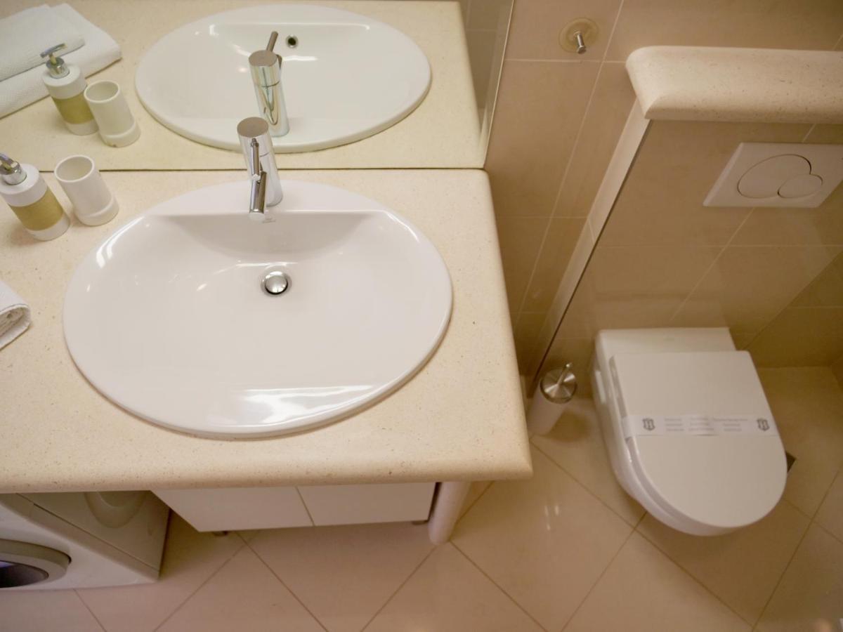 Apartment Furioso *