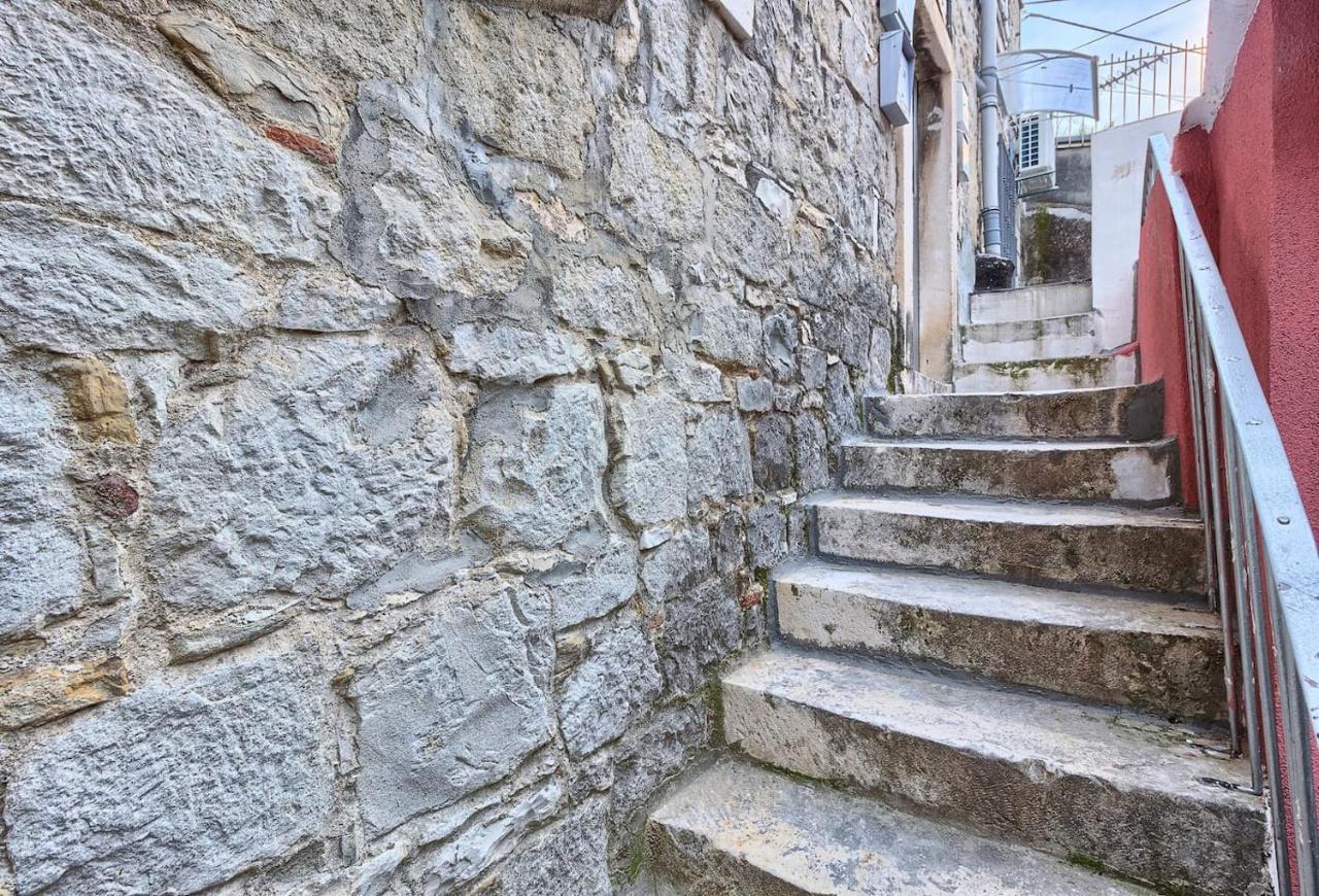 Modern In A Superb Location * Split