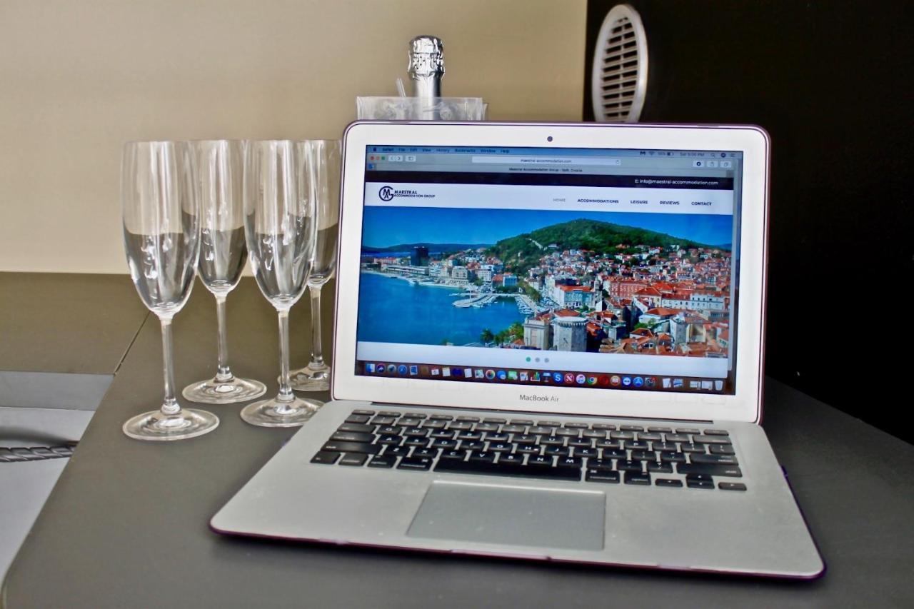 Galeria Valeria Seaside Downtown - Mag Quaint & Elegant Boutique Split